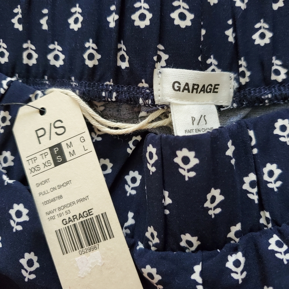 Garage shorts NWT - Picture 2 of 3